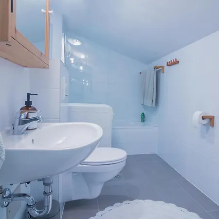 Cosy Attic * Пула